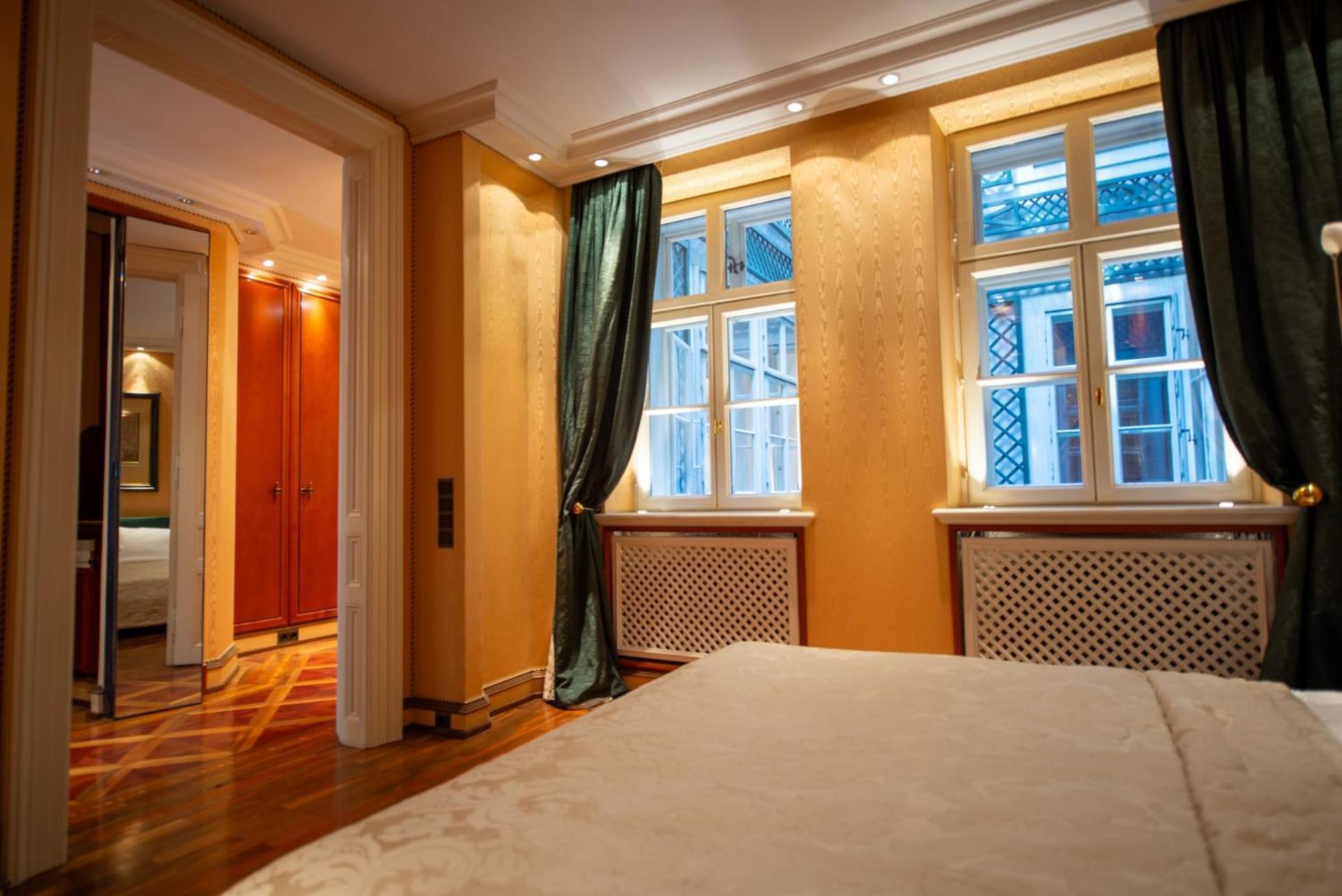 Zum Blauen Karpfen Apartment เวียนนา ภายนอก รูปภาพ